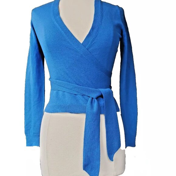 Ann Taylor Merino Wool Tie Front V-Neck Long Sleeve Blue Wrap Sweater - Picture 2 of 10